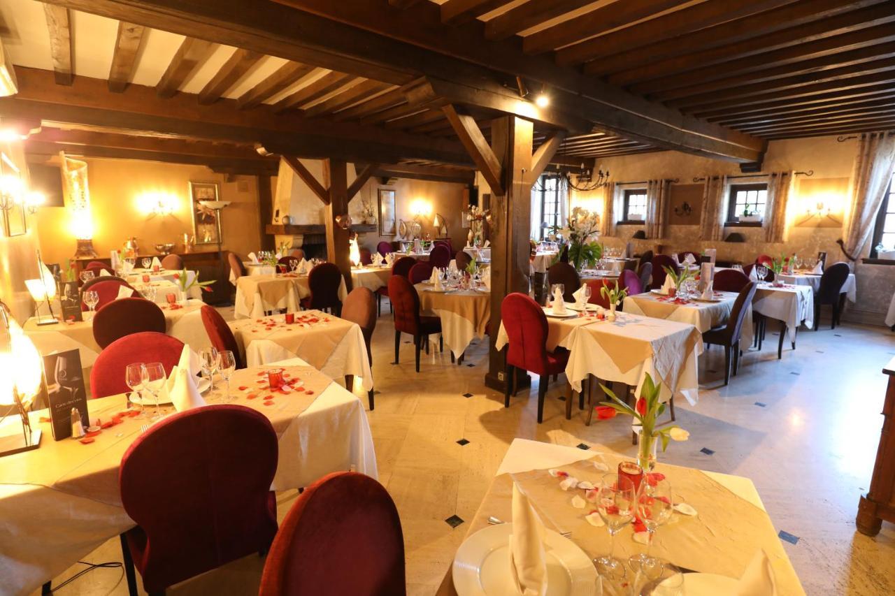 Logis Le Bourguignon Hotel Bèze Екстериор снимка
