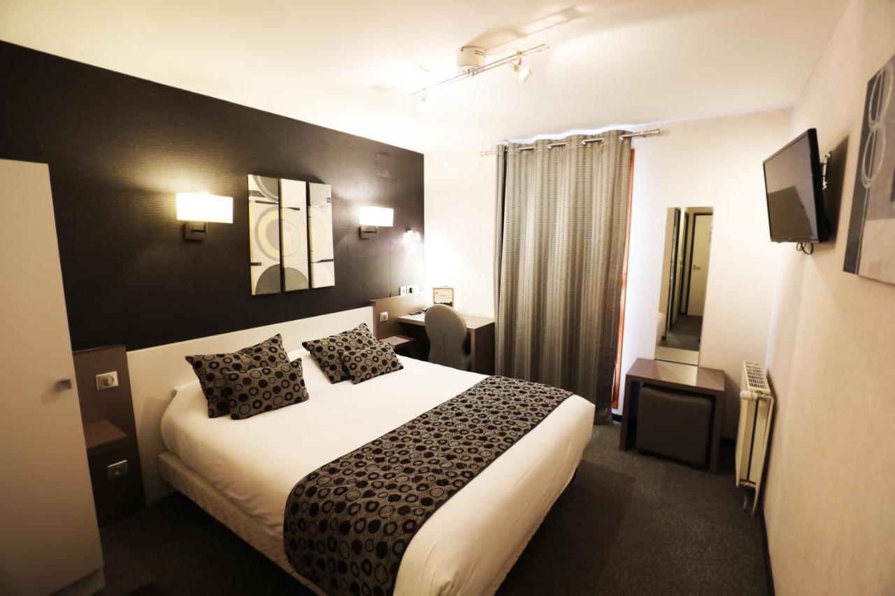 Logis Le Bourguignon Hotel Bèze Екстериор снимка